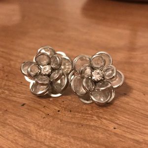 ♥️ Silver flower earnings